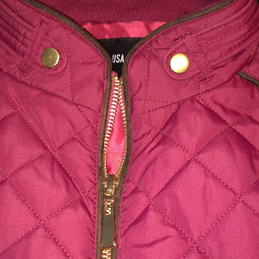 Vest - Picture 2 of 4